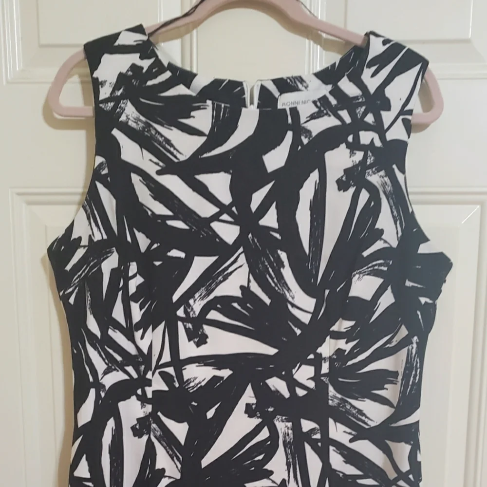 Ronnie Nicole knee length, black and white dress. - Picture 1 of 3